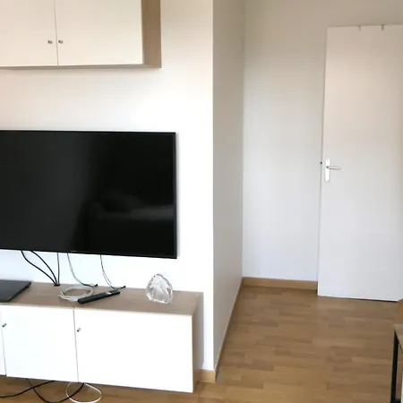 아파트 Spacious With Lovely Balcony 페르피냥