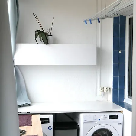 Spacious With Lovely Balcony * 페르피냥